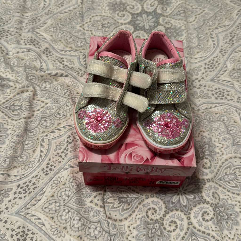 Brand New Lelli Kelly Sneaker Size 25